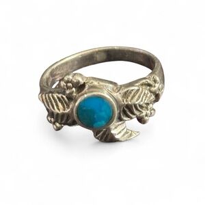 Blue Turquoise Sterling Silver Ring with Leaf Design